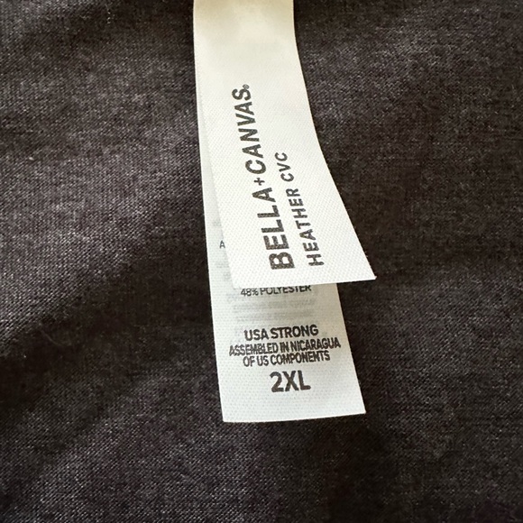 Women’s GiGi Tee - Picture 3 of 4